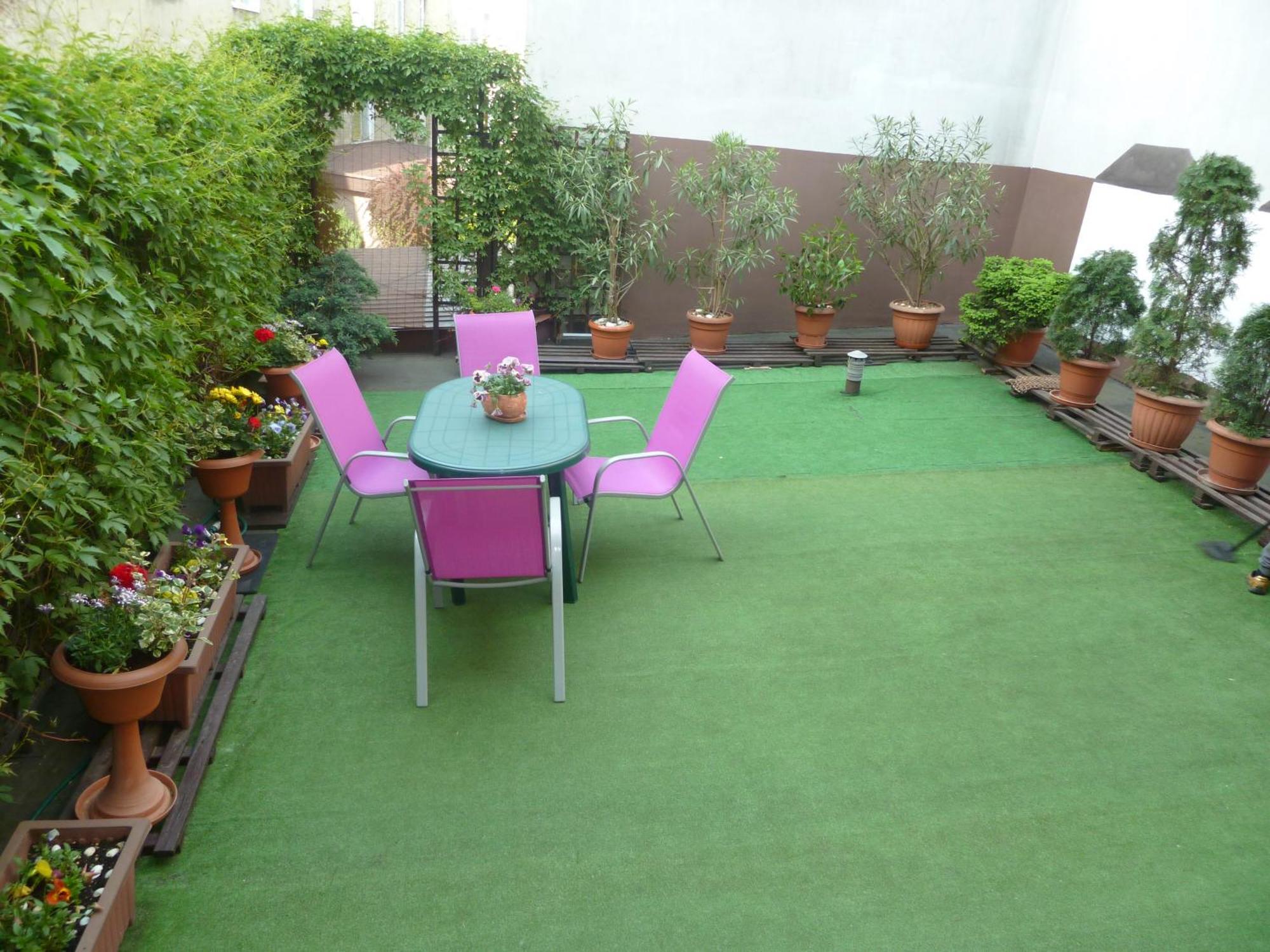 Center Apartment *